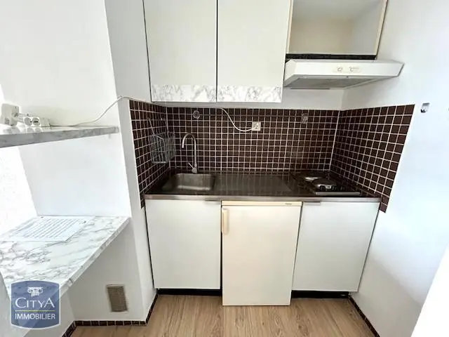 Photo 8 Appartement 1 pièce 27.7m²