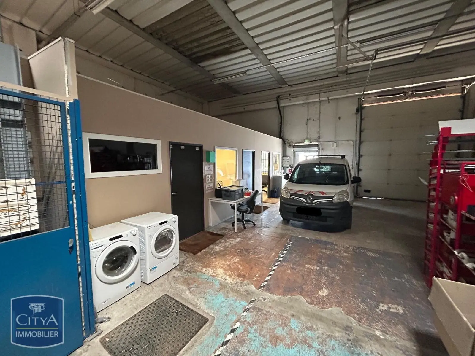 Photo 3 Local Commercial