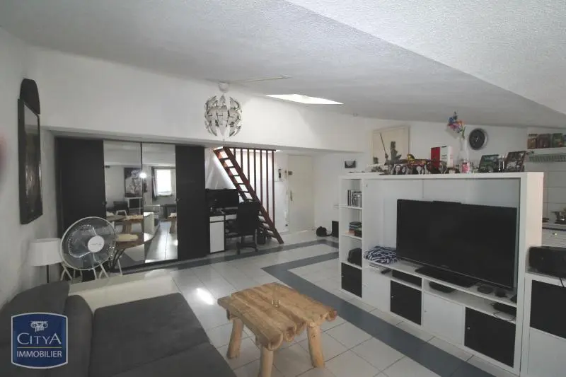 Photo 1 Appartement 1 pièce 40.76m²
