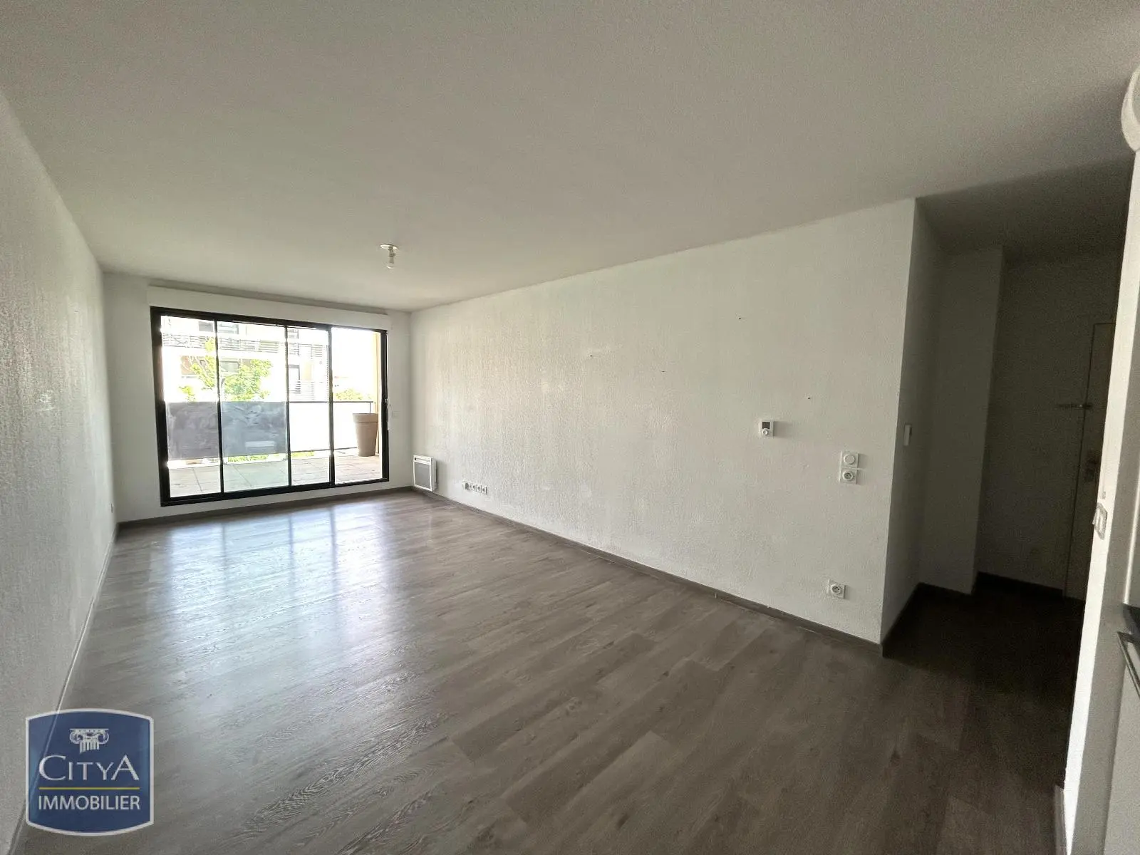 Photo 1 Appartement 1 pièce 34m²