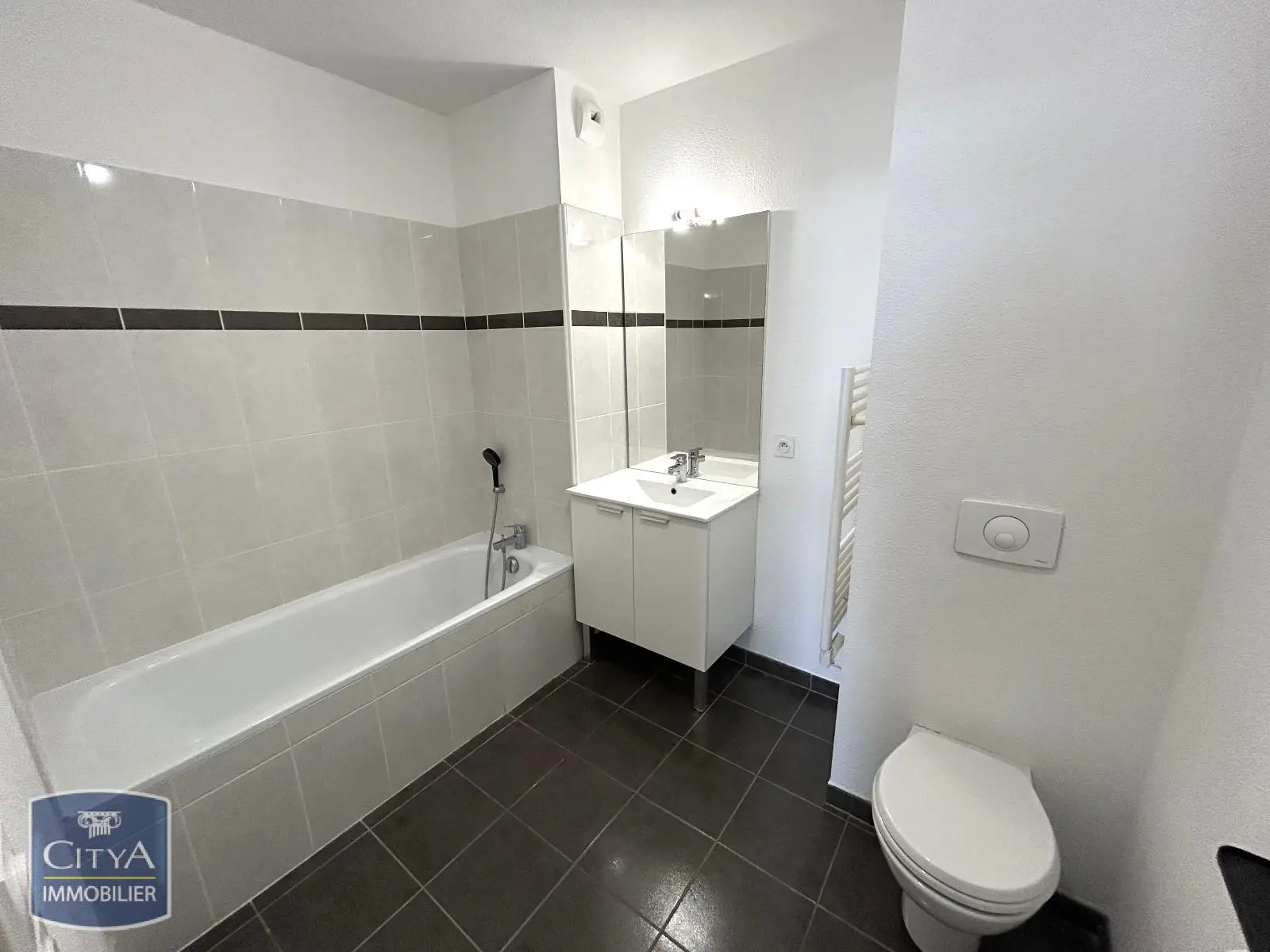 Photo 3 Appartement 1 pièce 34m²