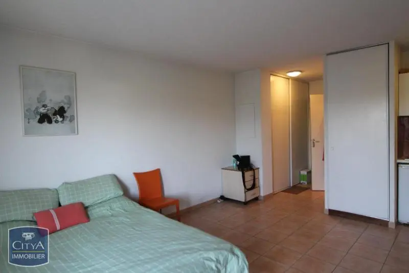 Photo 6 Appartement 1 pièce 31.8m²