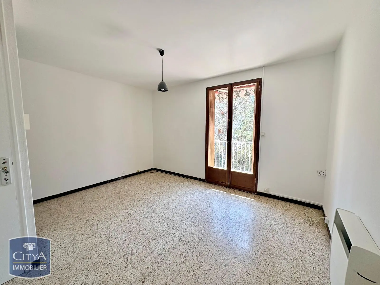 Photo 1 Appartement 1 pièce 31.6m²