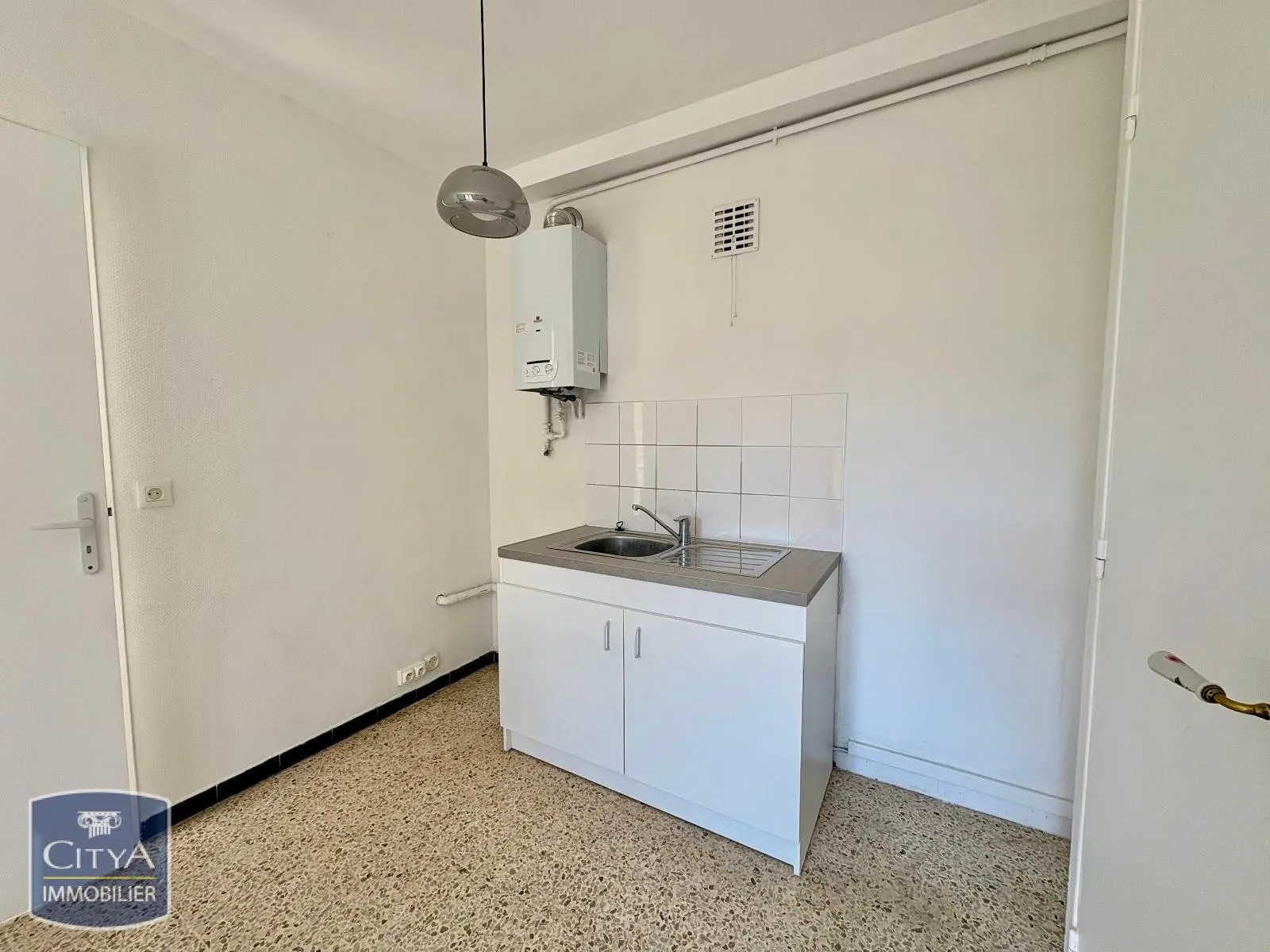 Photo 3 Appartement 1 pièce 31.6m²