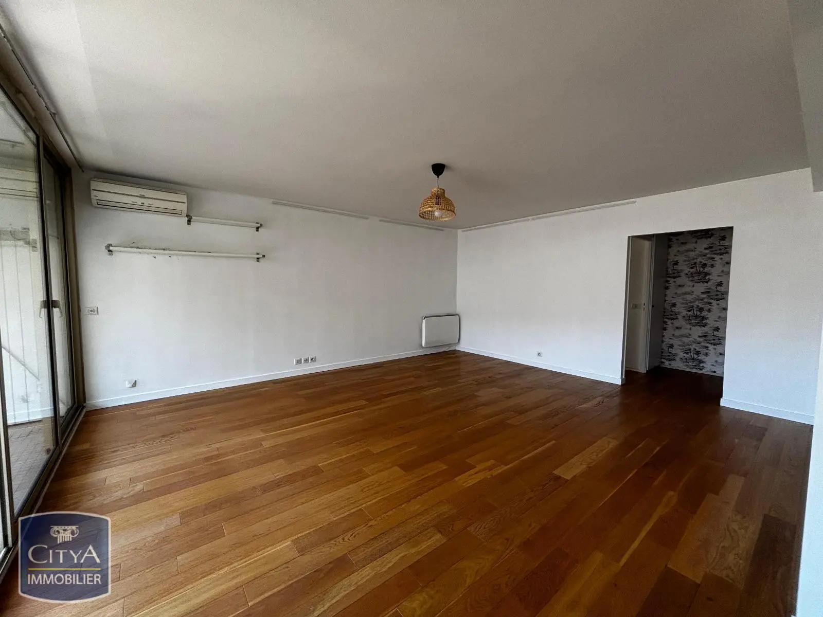 Photo 3 Appartement 4 pièces 110m²