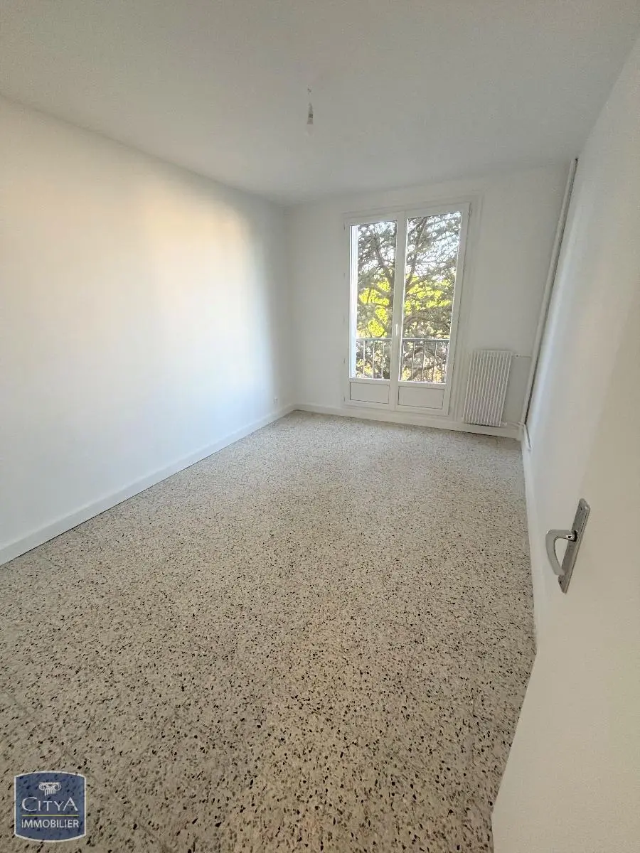 Photo 3 Appartement 4 pièces 75m²