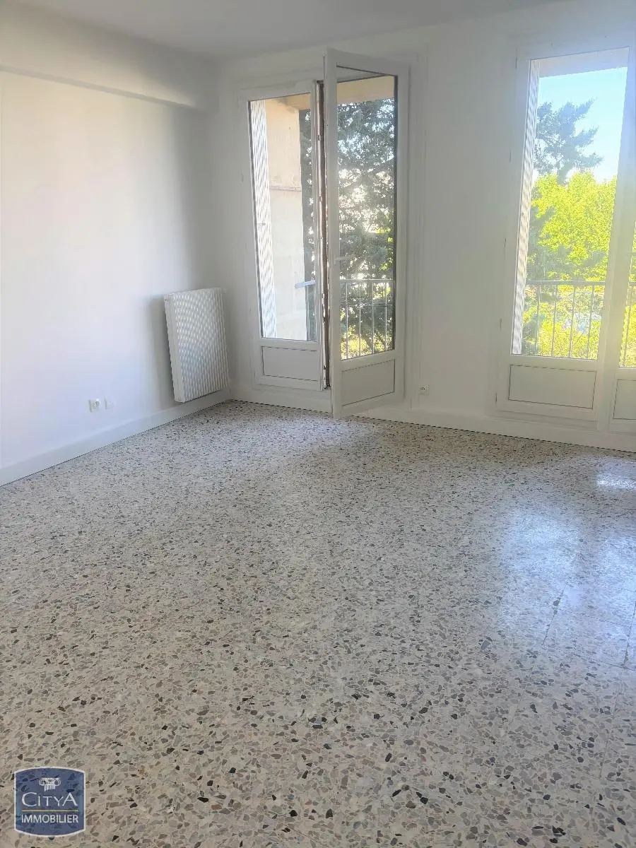 Photo 2 Appartement 4 pièces 75m²