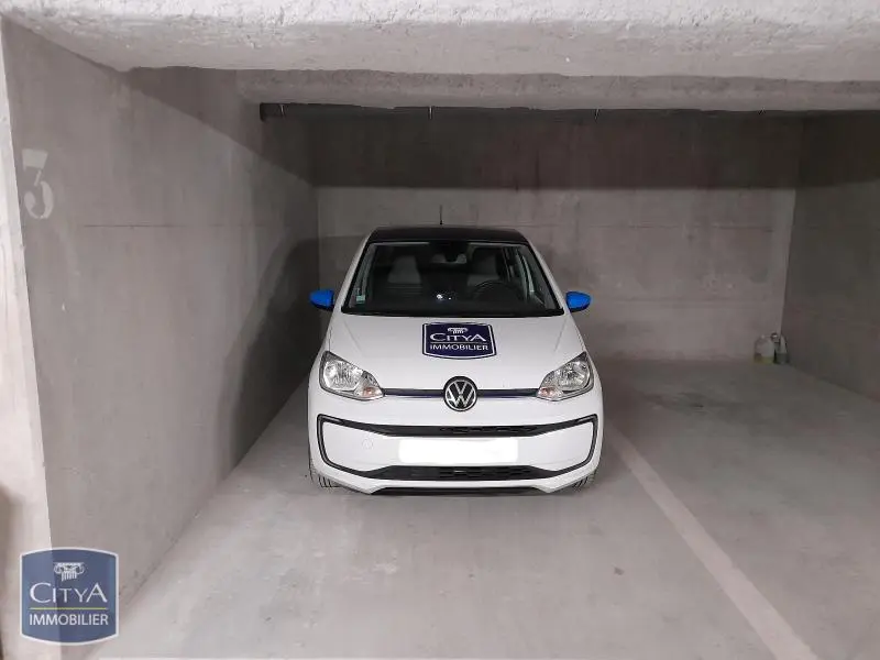 Photo 1 pour Parking Photo 1 Parking