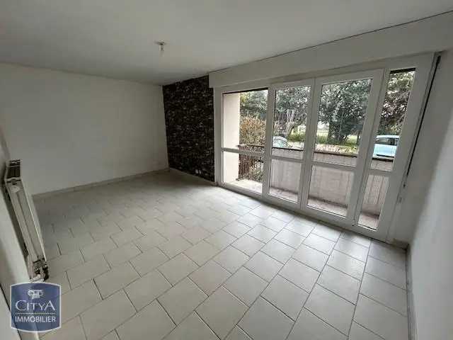 Photo 3 Appartement 1 pièce 28.39m²