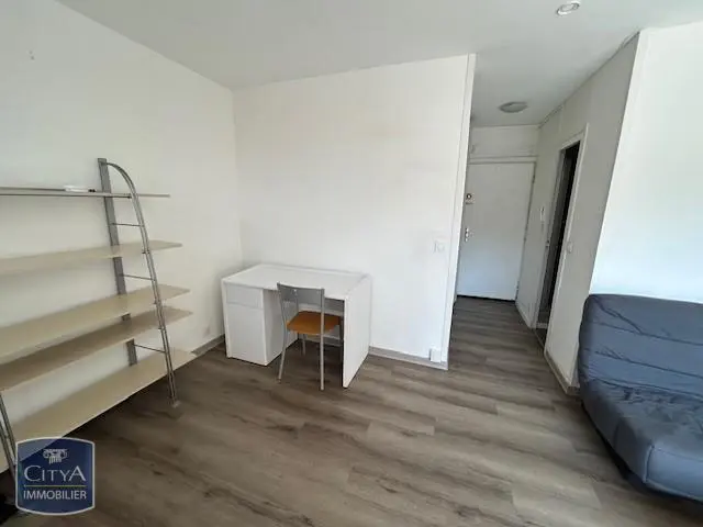 Photo 3 Appartement 1 pièce 24.32m²