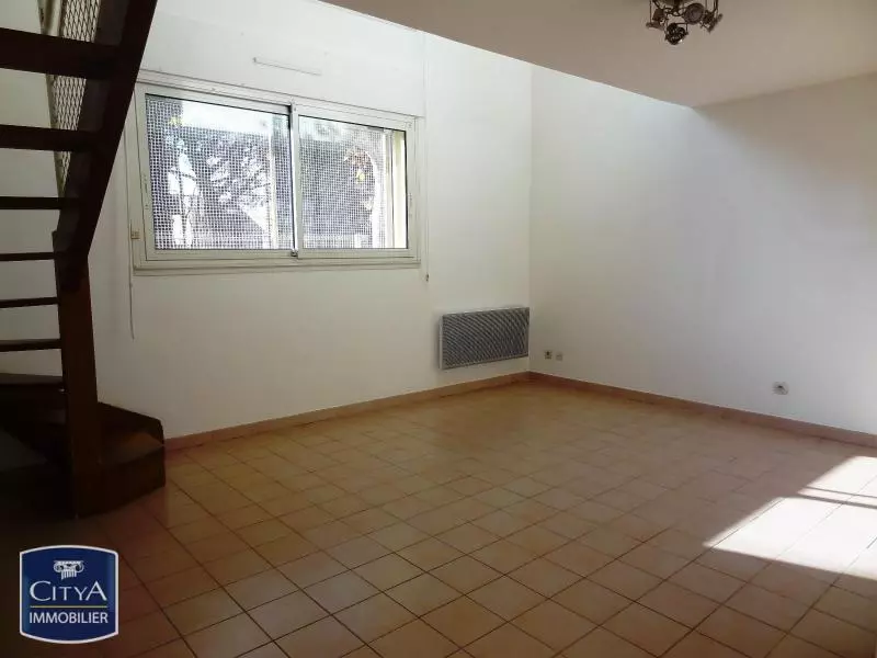 Illustration pour Appartement 1 pièce 32.9m² Photo Appartement 1 pièce 32.9m²