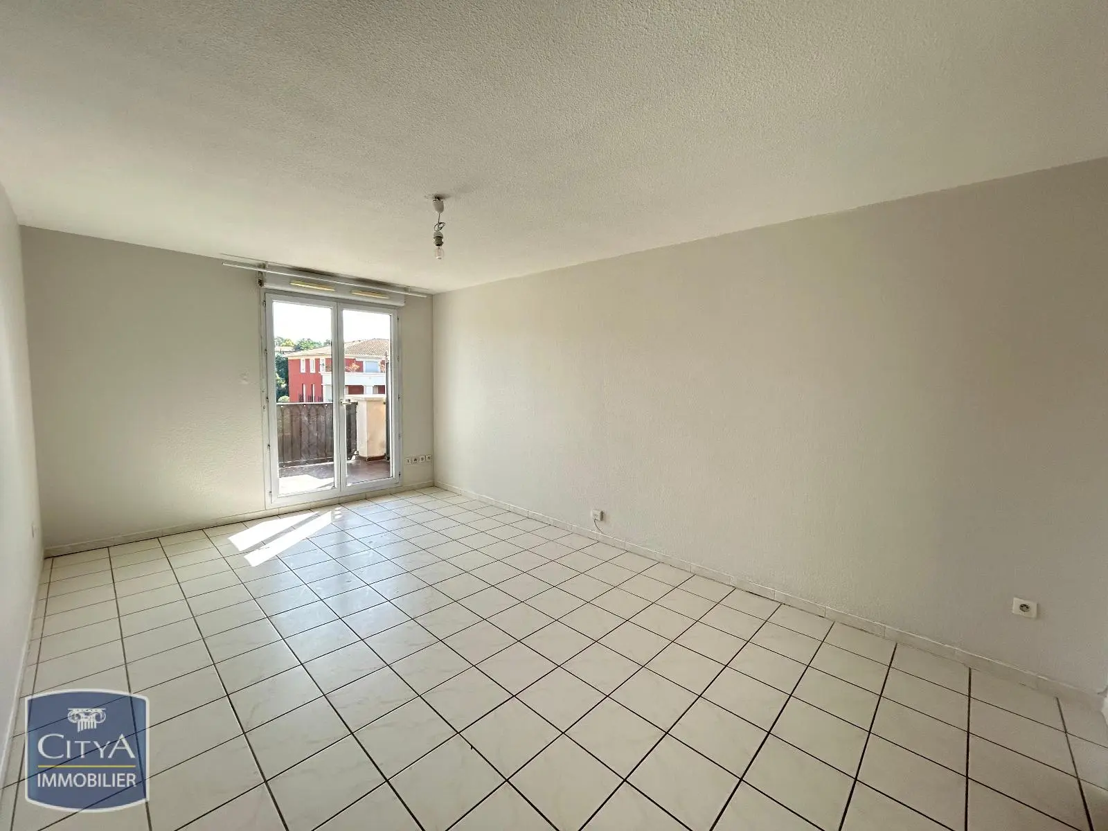 Photo 1 Appartement 1 pièce 33.61m²