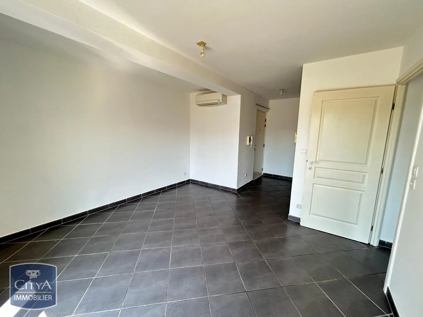 Photo 4 Appartement 2 pièces 38.39m²