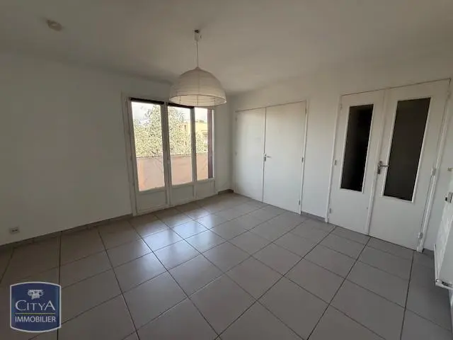 Photo 2 Appartement 1 pièce 31.55m²