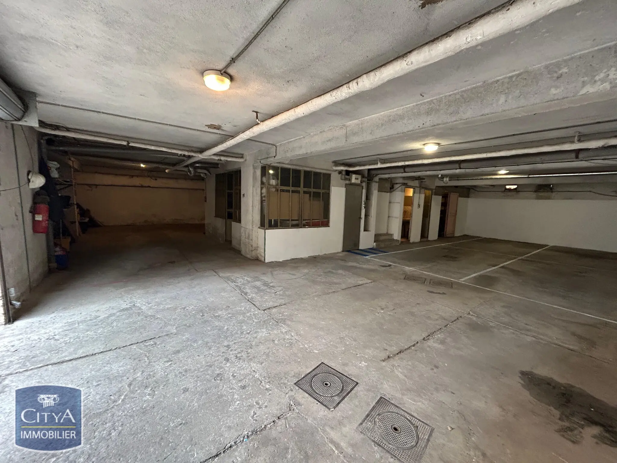 Photo 1 Local Commercial 201m²