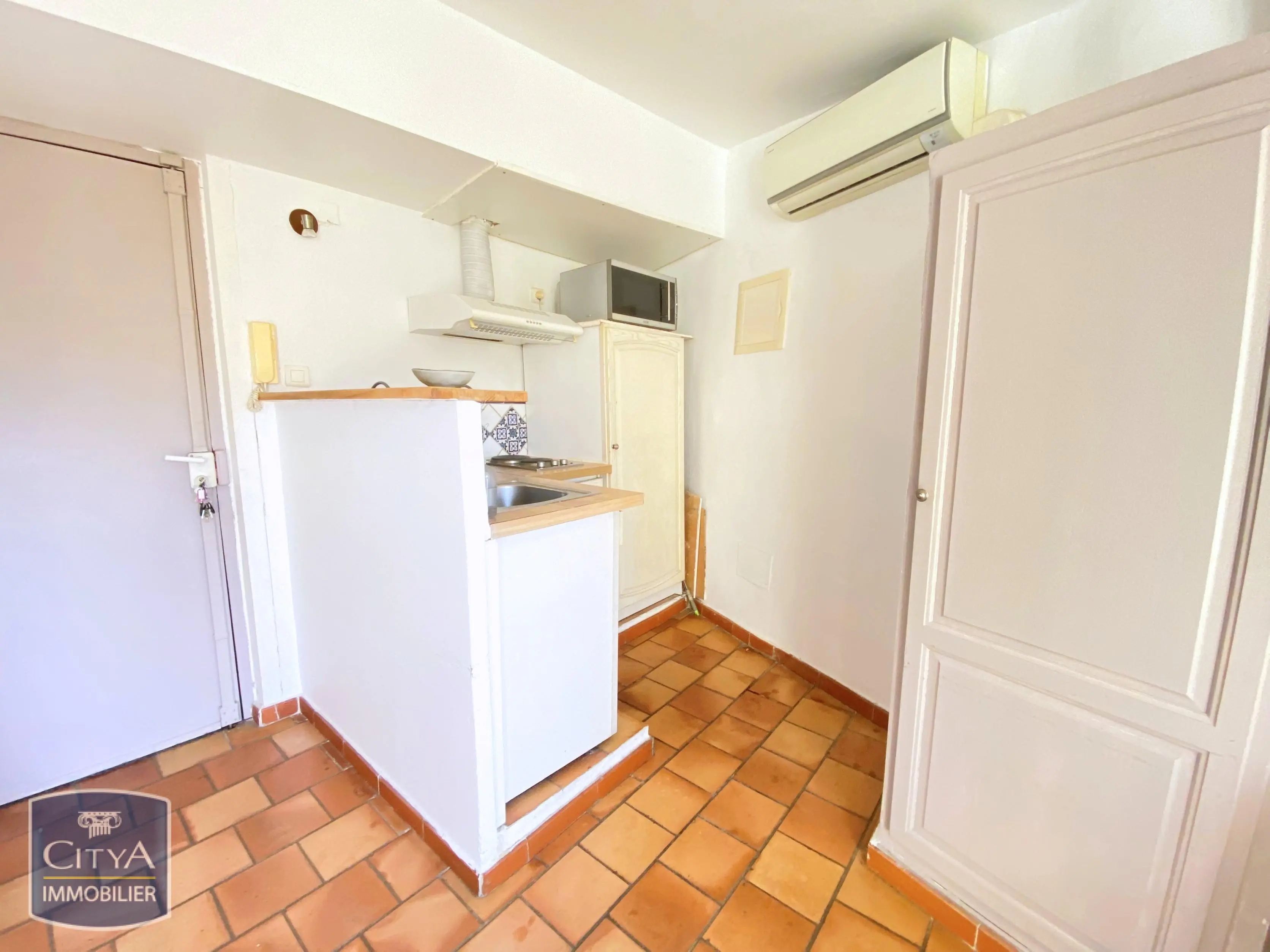 Photo 4 Appartement 1 pièce 18m²