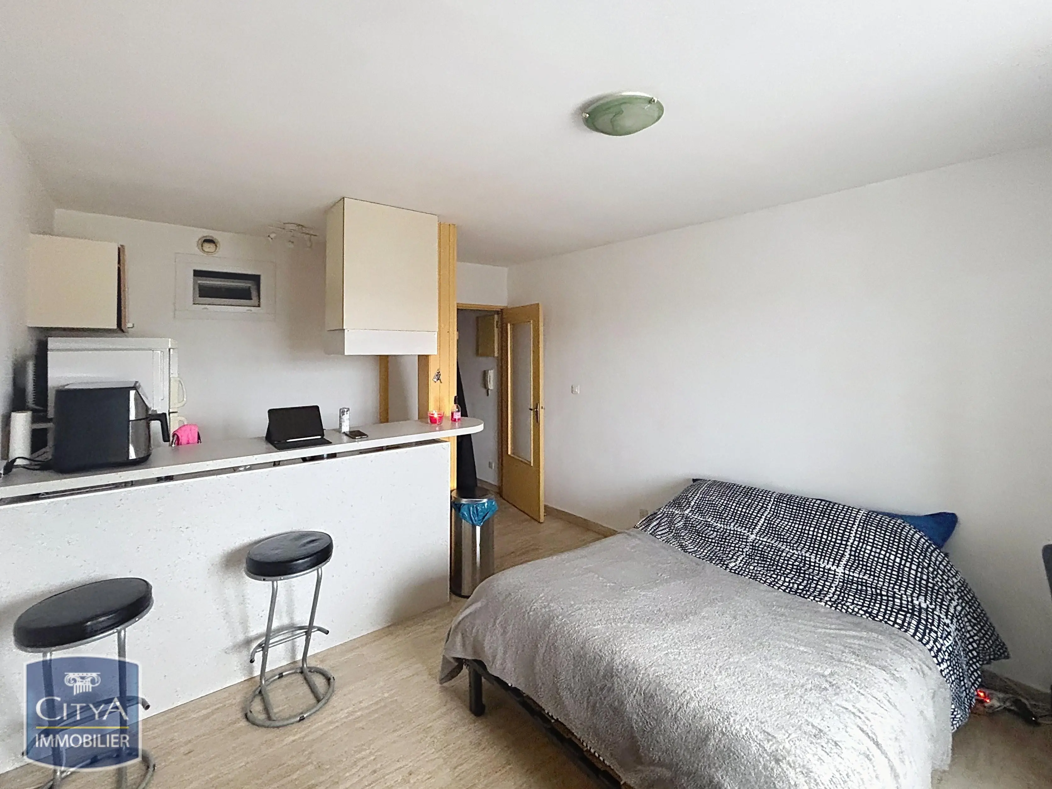 Photo 2 Appartement 1 pièce 26.13m²