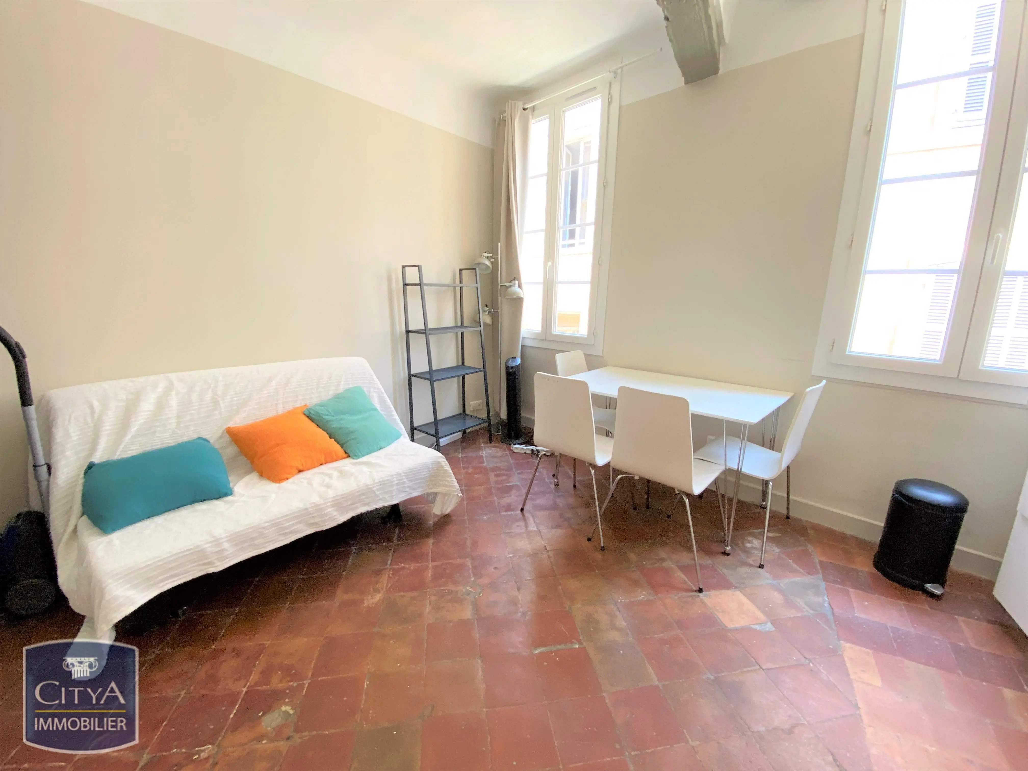 Photo 2 Appartement 1 pièce 17m²