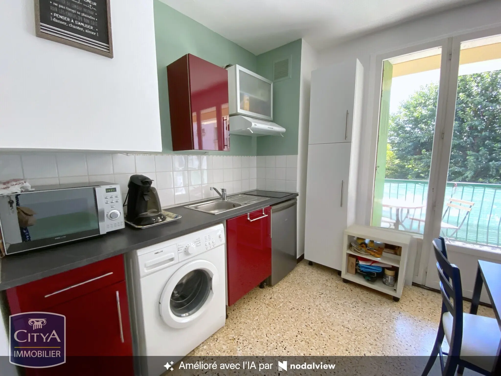 Photo 2 Appartement 1 pièce 19.59m²