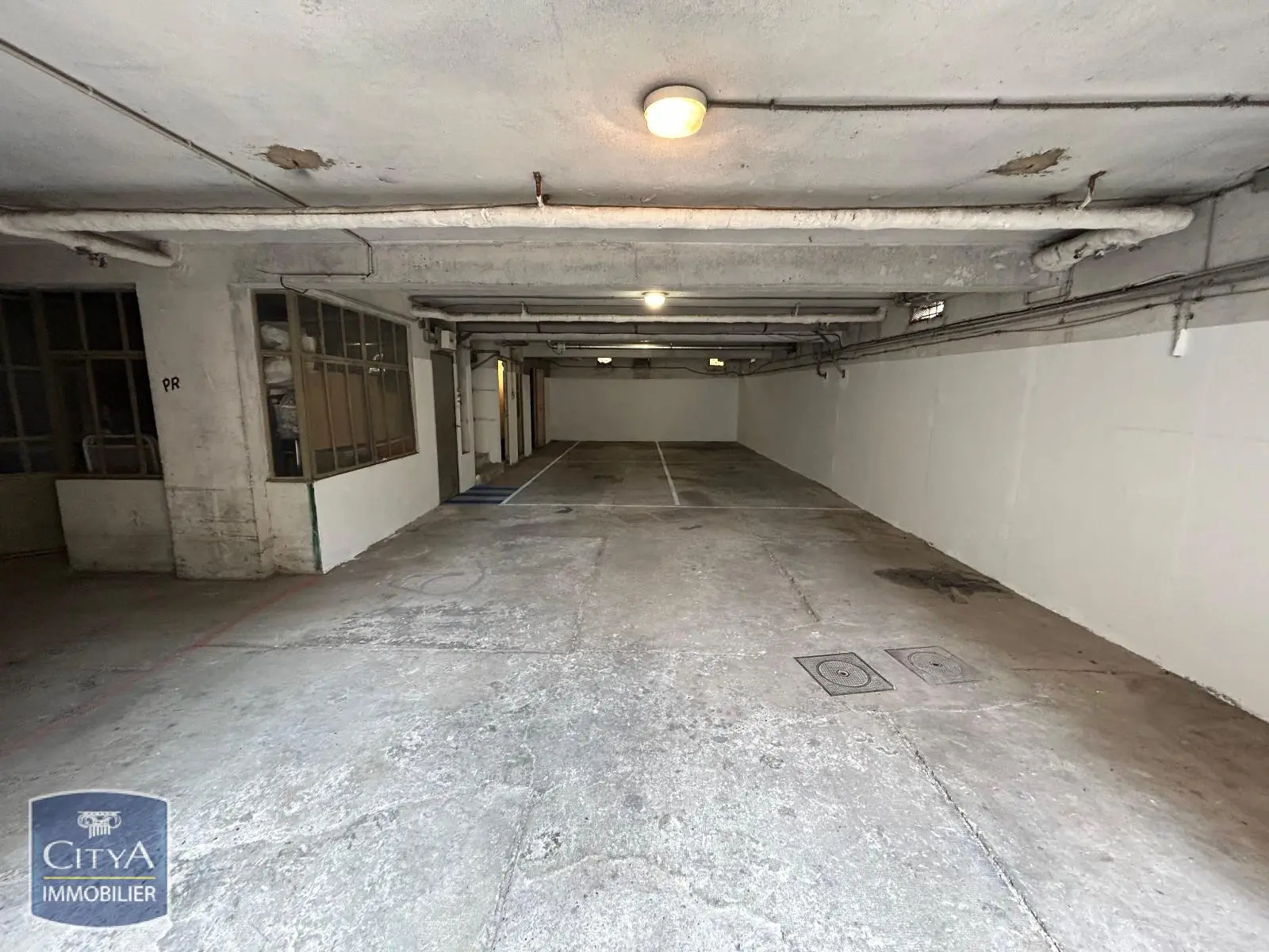 Photo 3 Local Professionnel 201m²