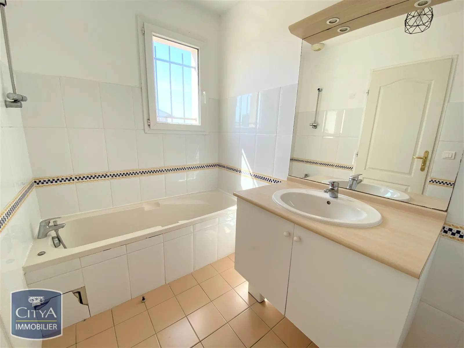 Photo 11 Maison 4 pièces 94.75m²