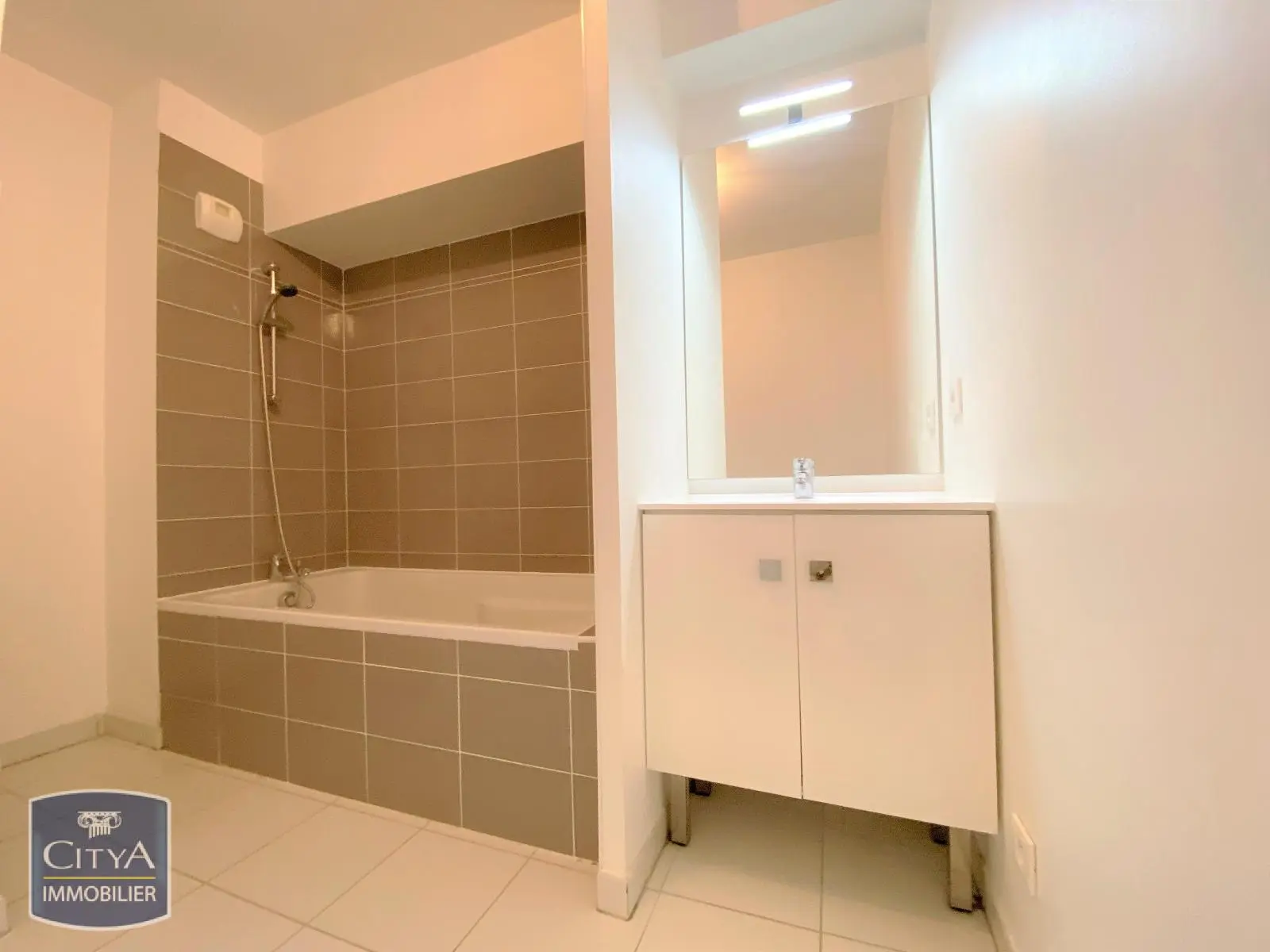 Photo 8 Appartement 3 pièces 56m²