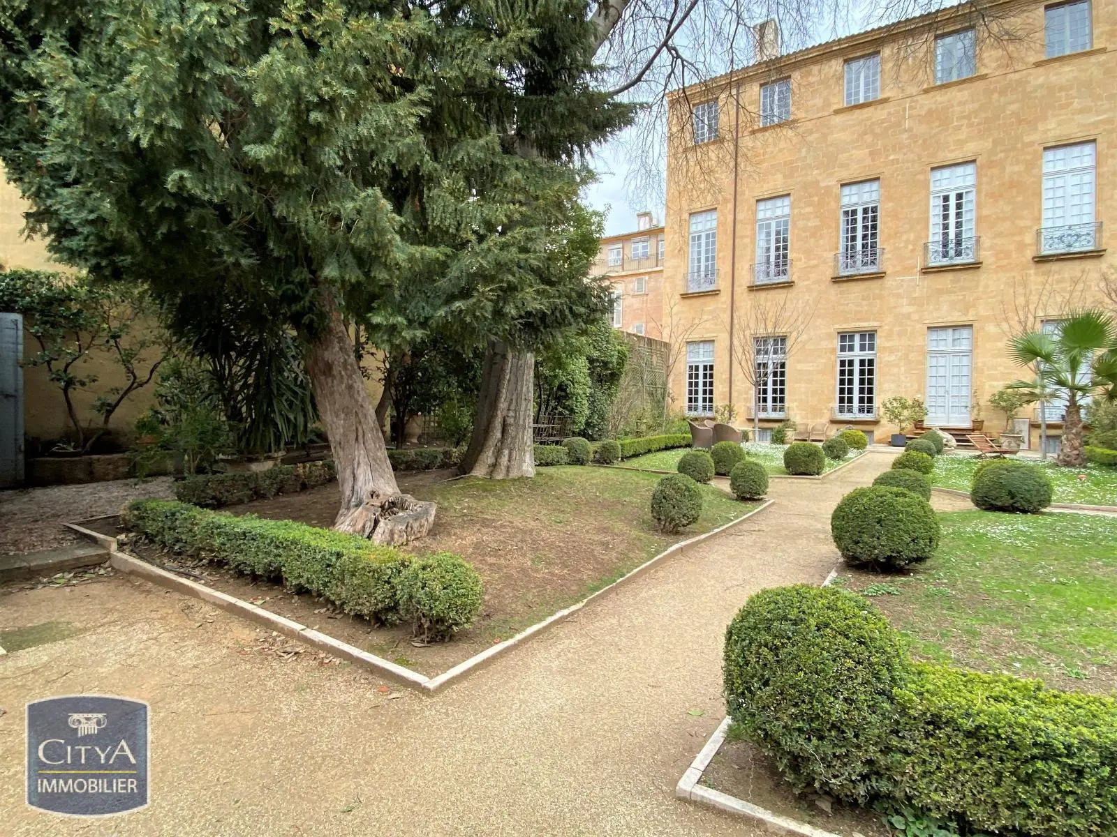 Photo 1 Appartement 2 pièces 54m²