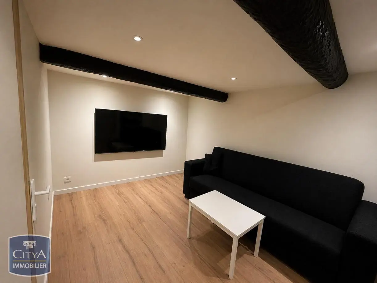 Photo 1 Appartement 1 pièce 14m²