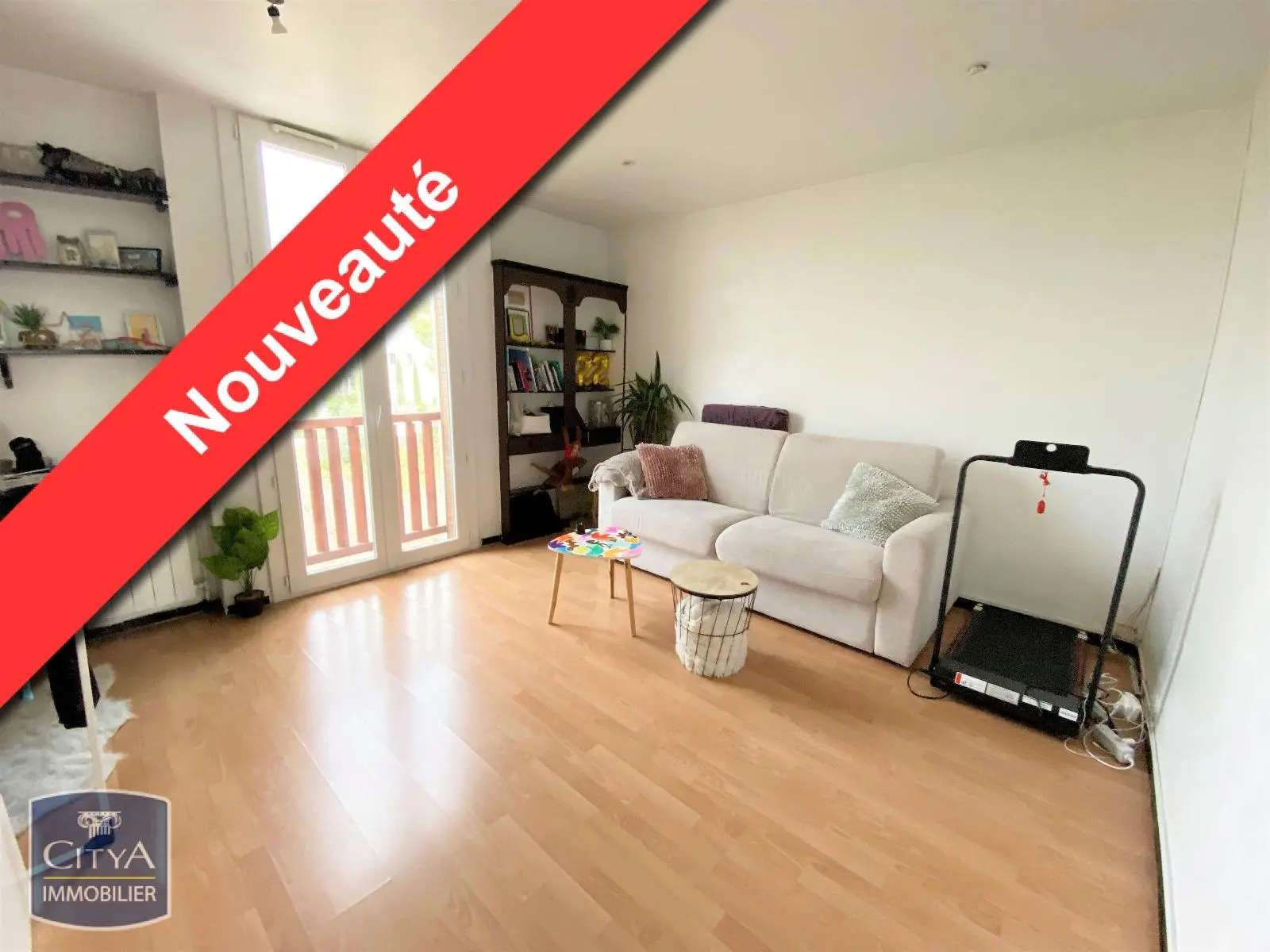 Photo 1 Appartement 1 pièce 33m²