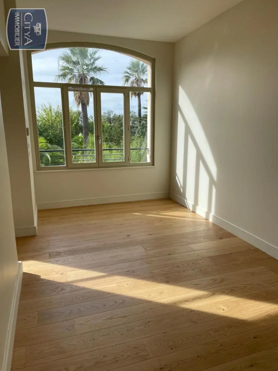 Photo 4 Appartement 4 pièces 94m²