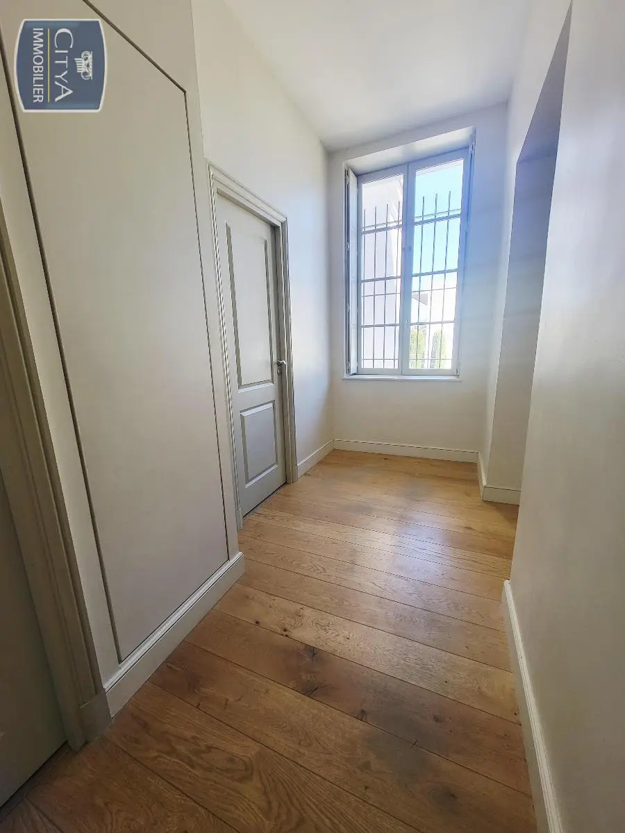 Photo 2 Appartement 1 pièce 33.55m²