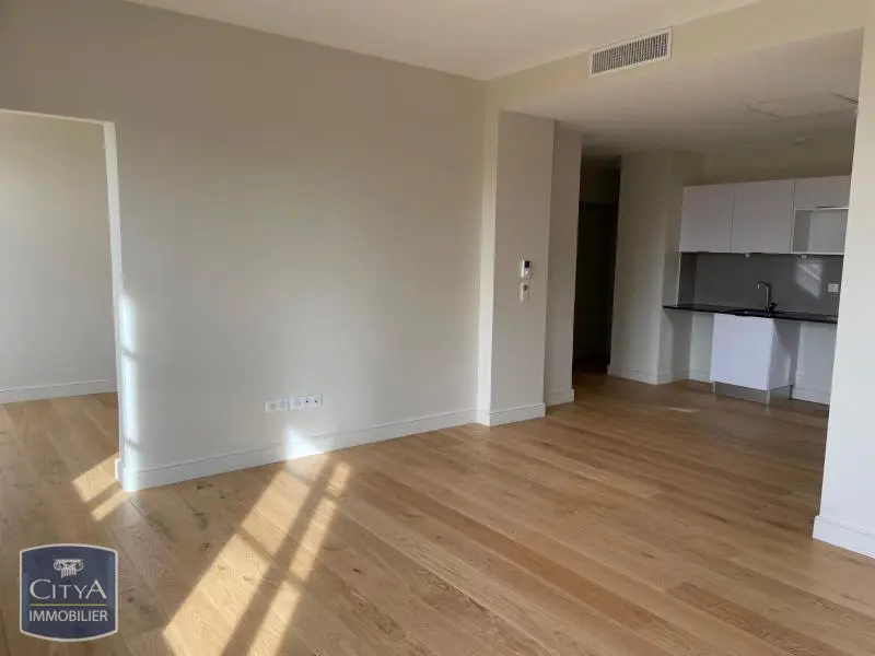Photo 2 Appartement 4 pièces 94m²