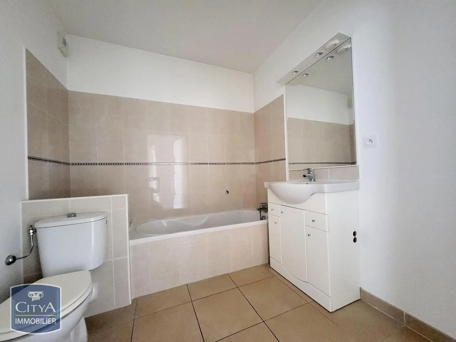 Photo 14 Appartement 4 pièces 77.01m²