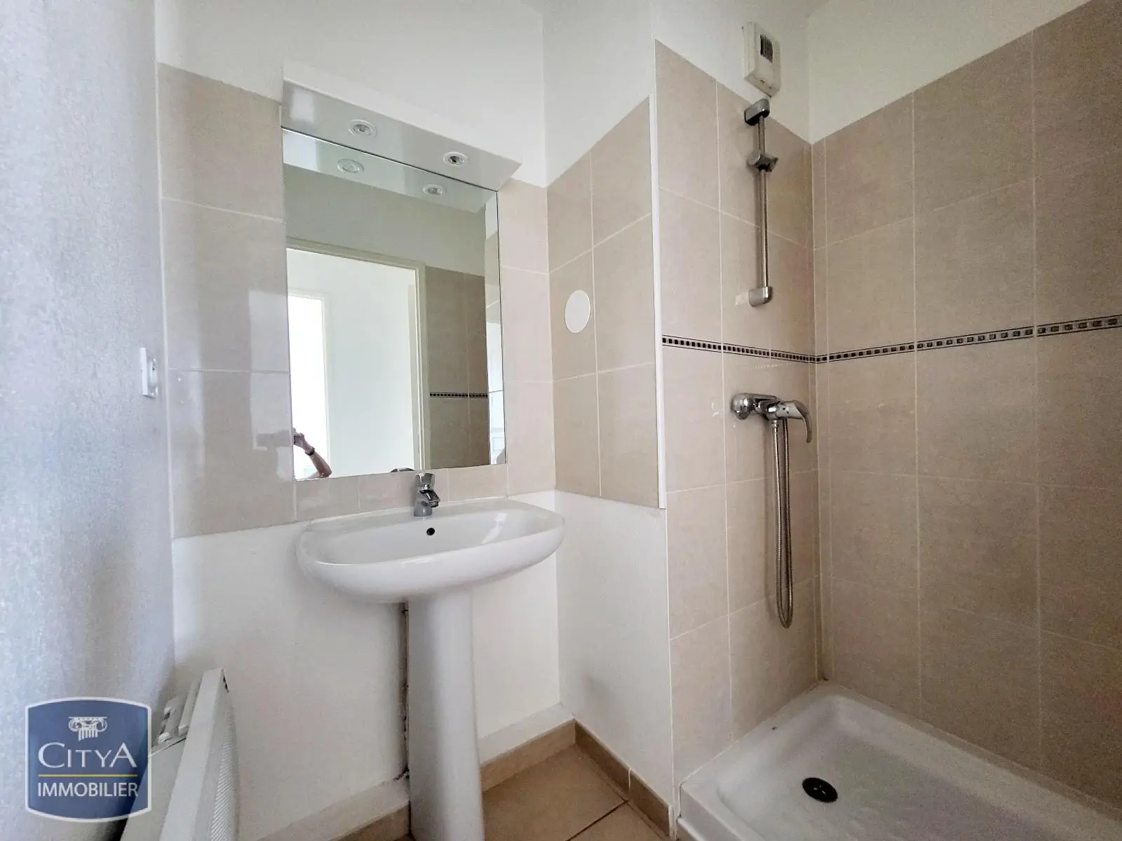 Photo 15 Appartement 4 pièces 77.01m²