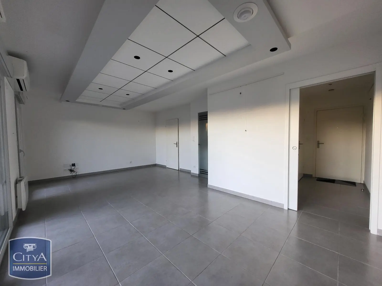 Photo 4 Appartement 1 pièce 41.99m²