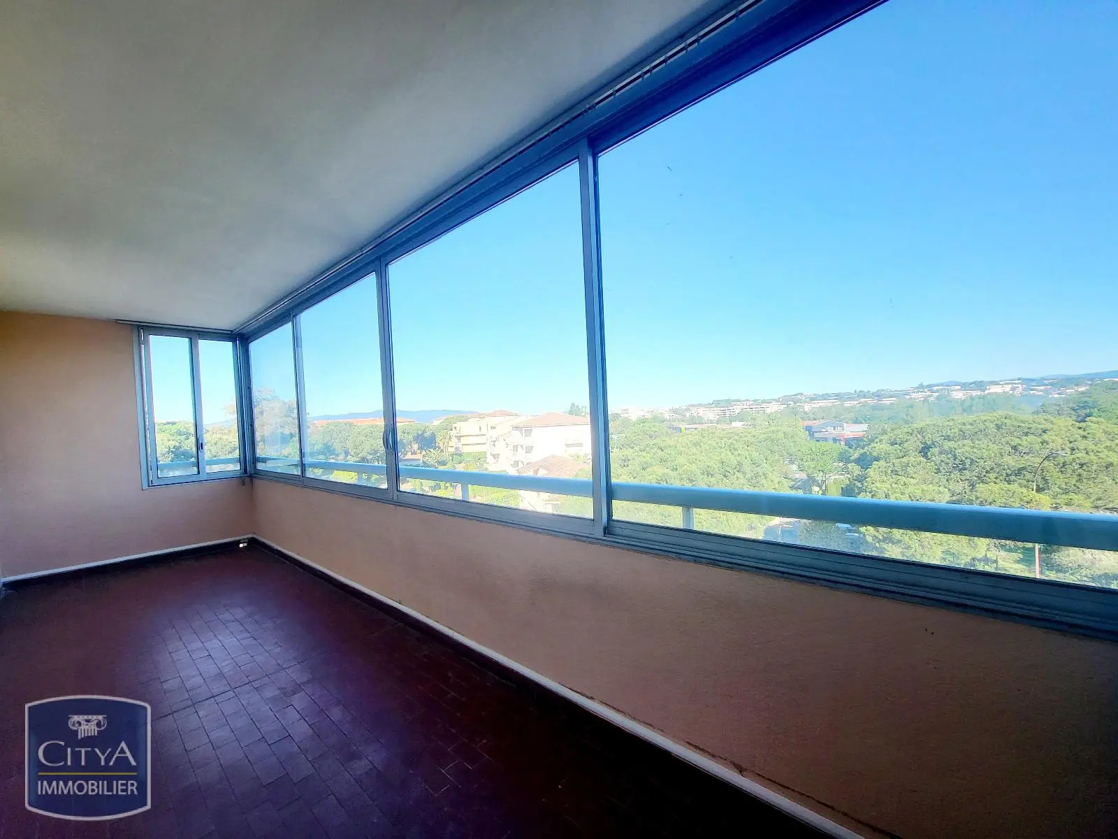 Photo 3 Appartement 2 pièces 43.9m²