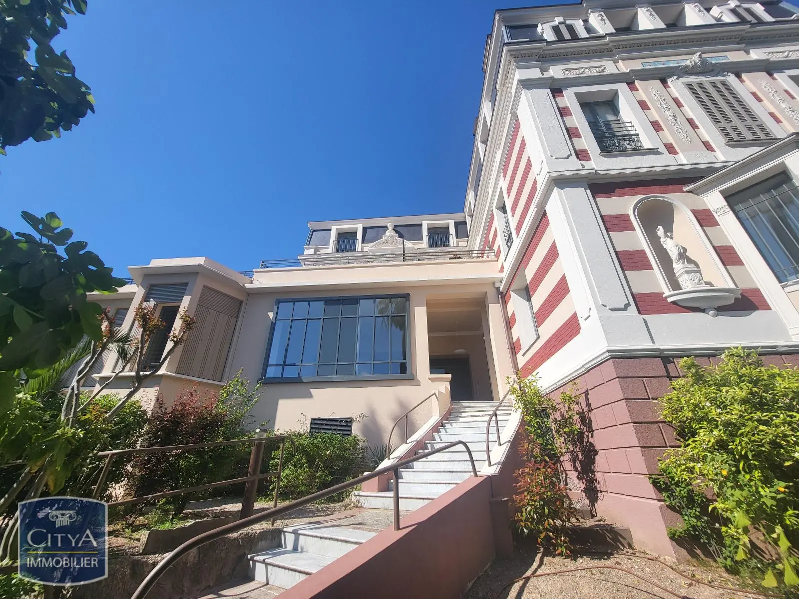 Photo 1 Appartement 1 pièce 33.55m²