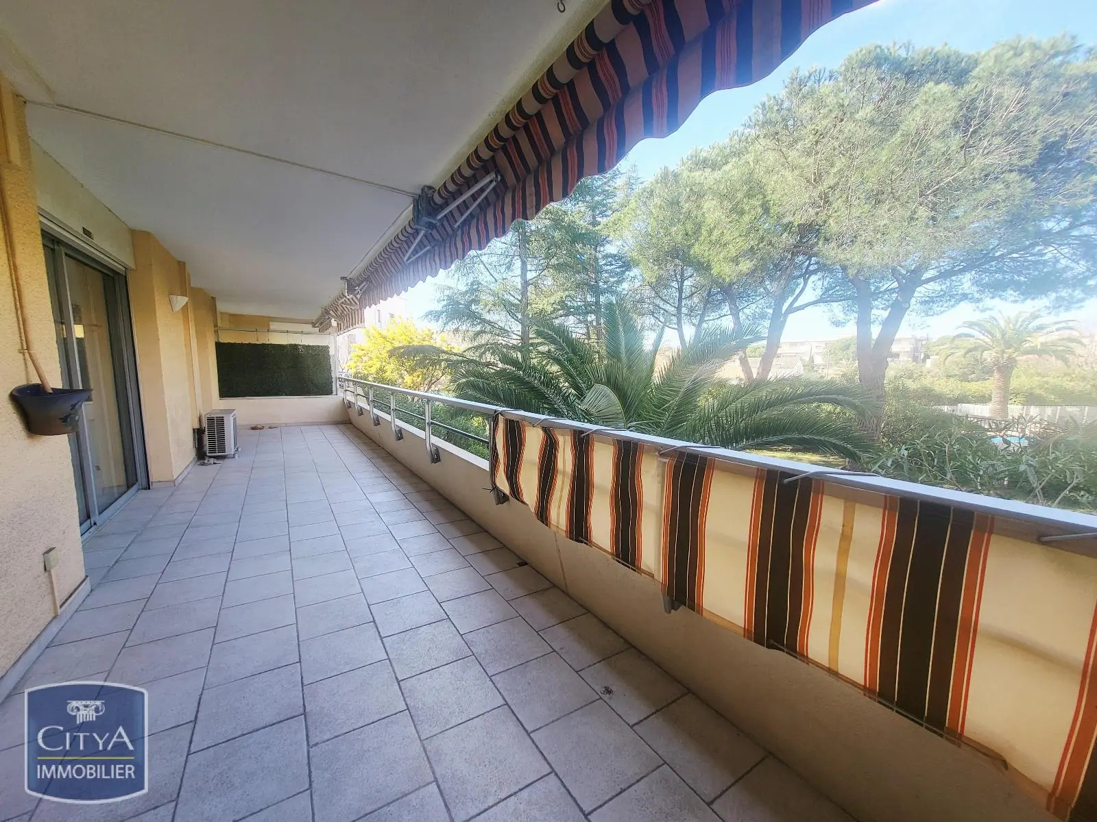 Photo 3 Appartement 4 pièces 92m²