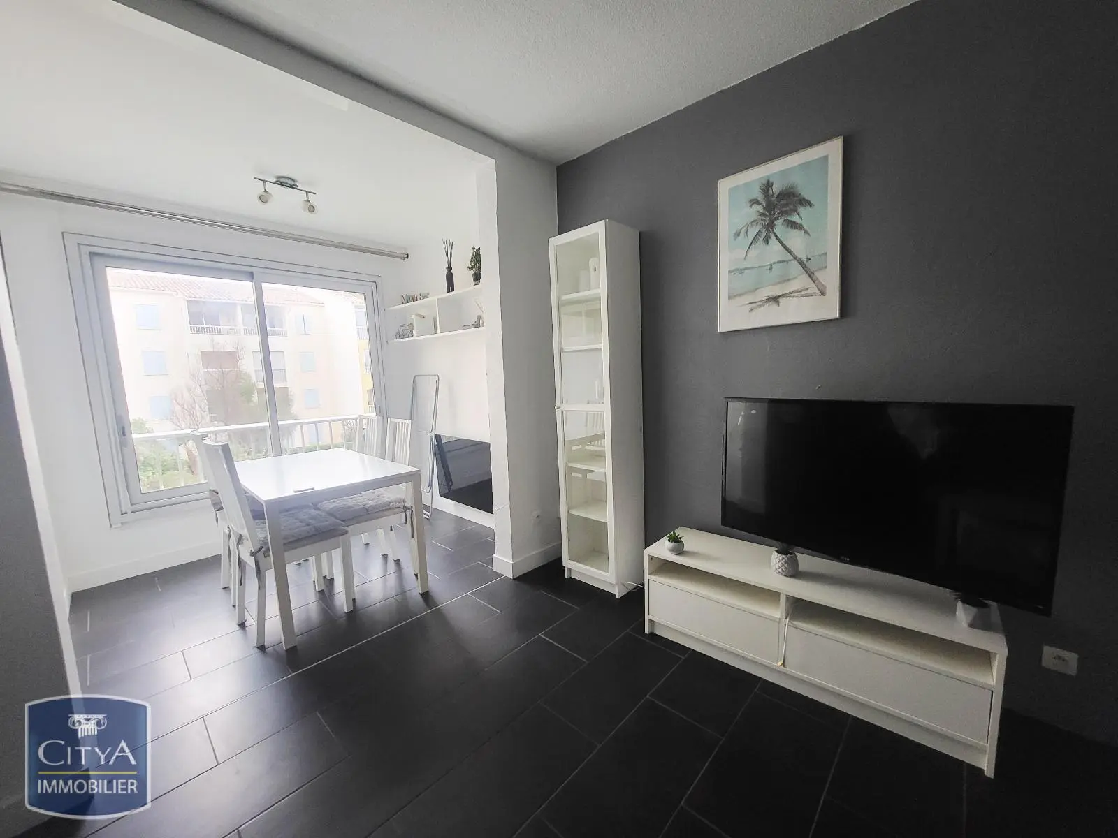 Photo 1 Appartement 1 pièce 25m²