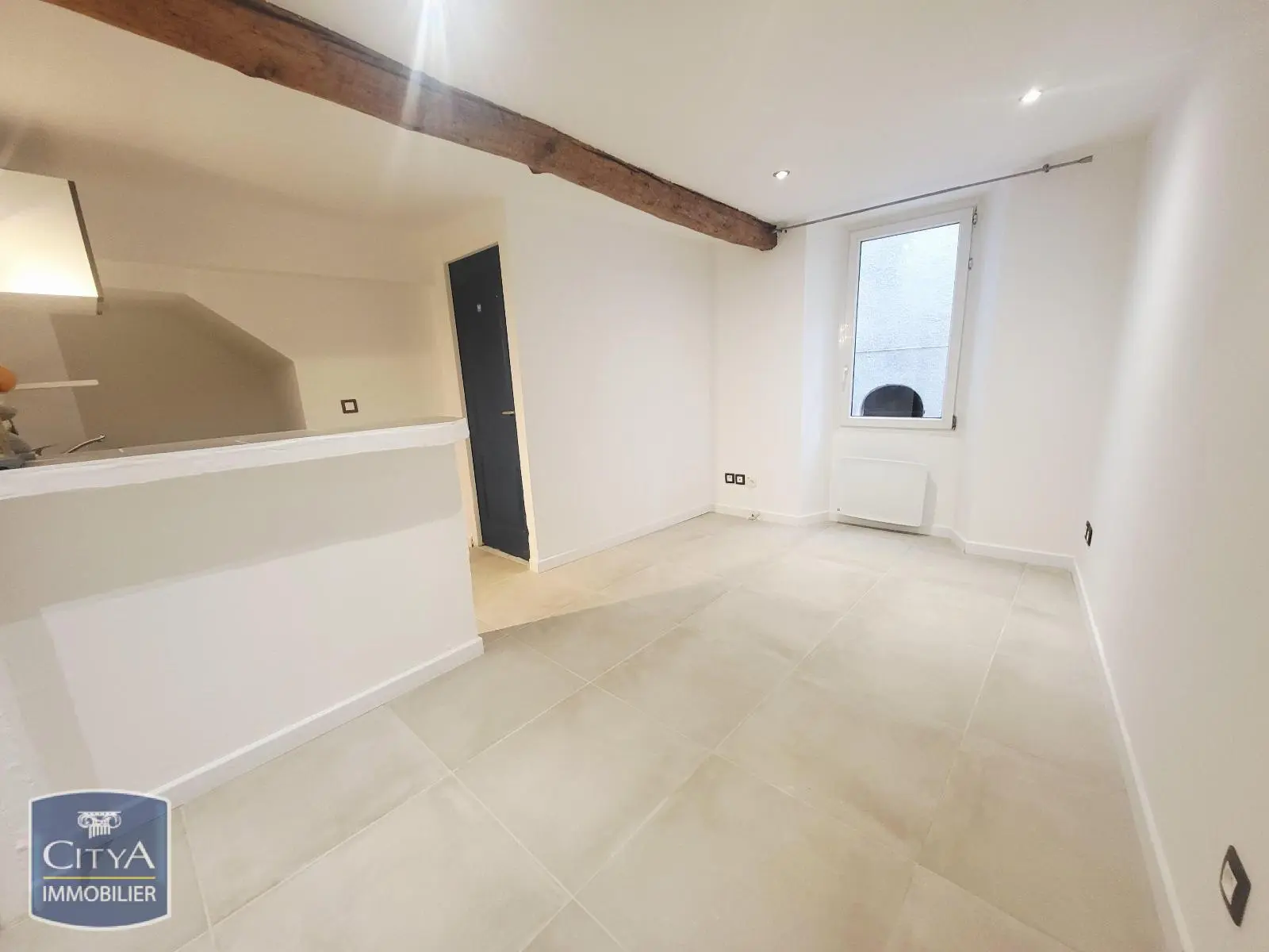 Photo 2 Appartement 1 pièce 18.63m²