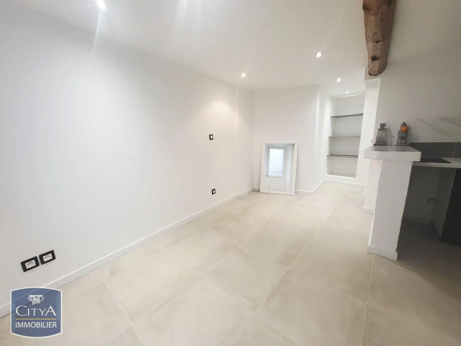 Photo 3 Appartement 1 pièce 18.63m²