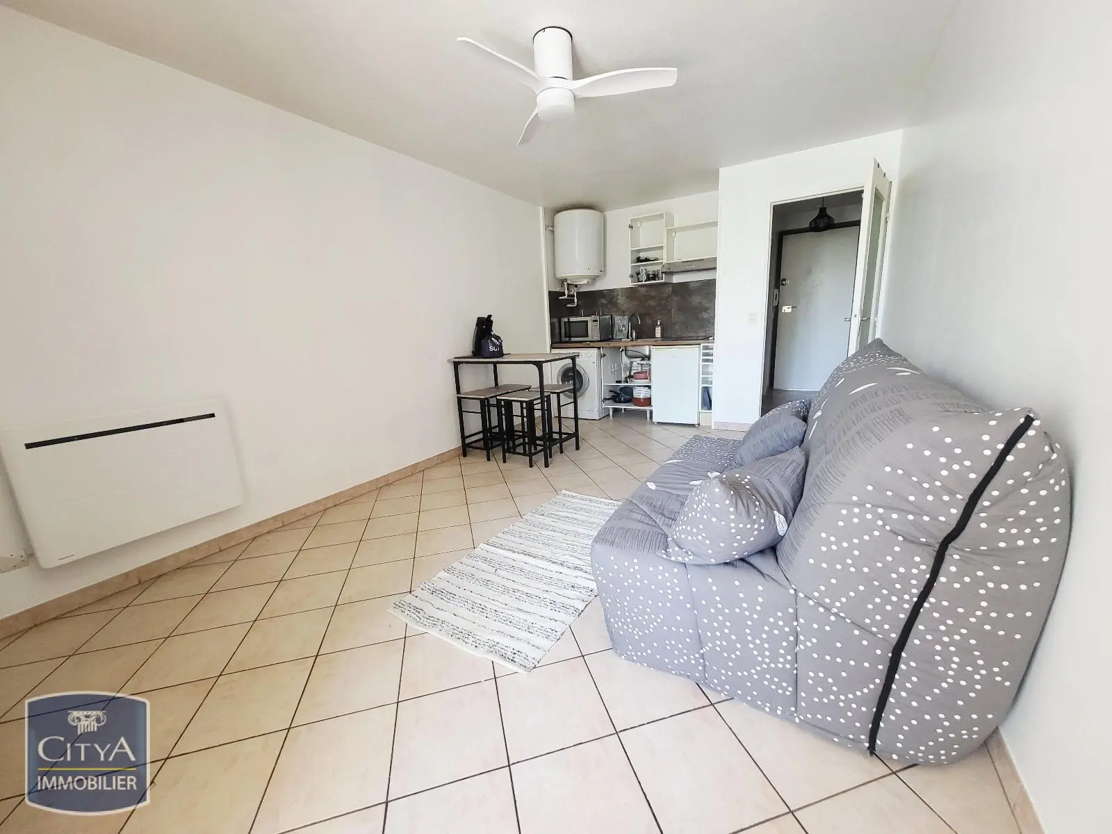 Photo 2 Appartement 1 pièce 23.21m²