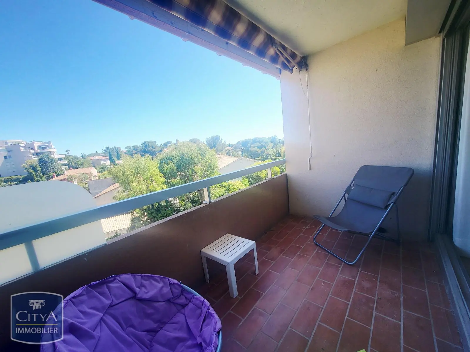 Photo 2 Appartement 1 pièce 24.41m²