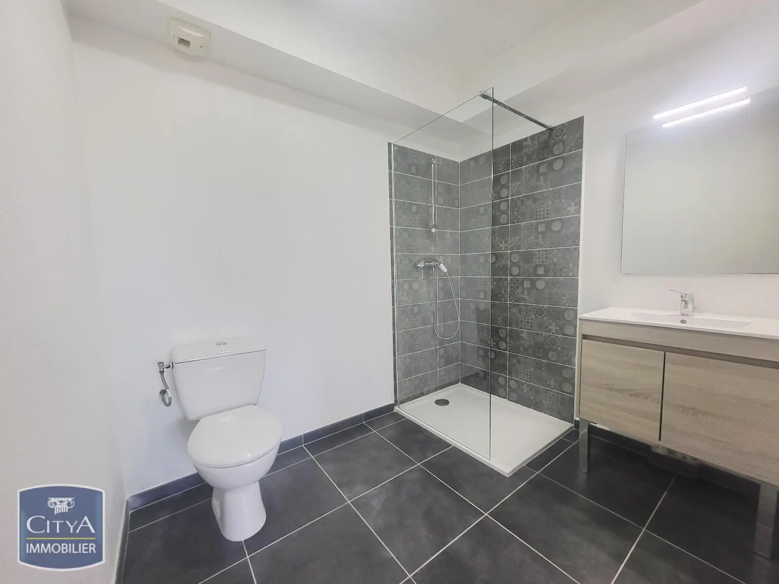 Photo 5 Appartement 1 pièce 33.92m²