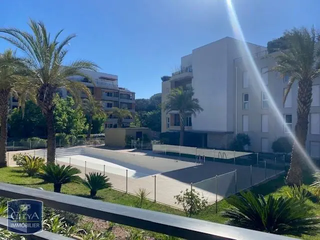 Appartement 3 pièces 57 m² · à Fréjus · 57,1 m² · 930 €/mois