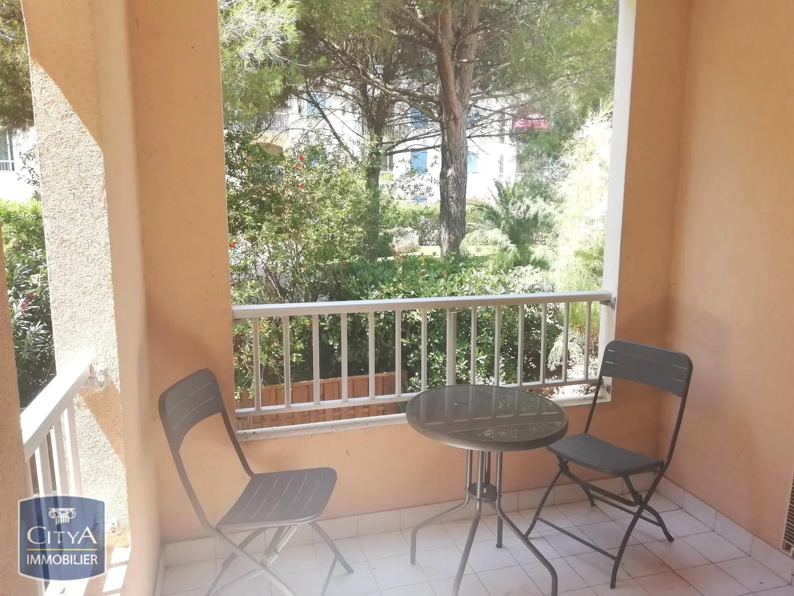 Photo 1 Appartement 1 pièce 22.81m²
