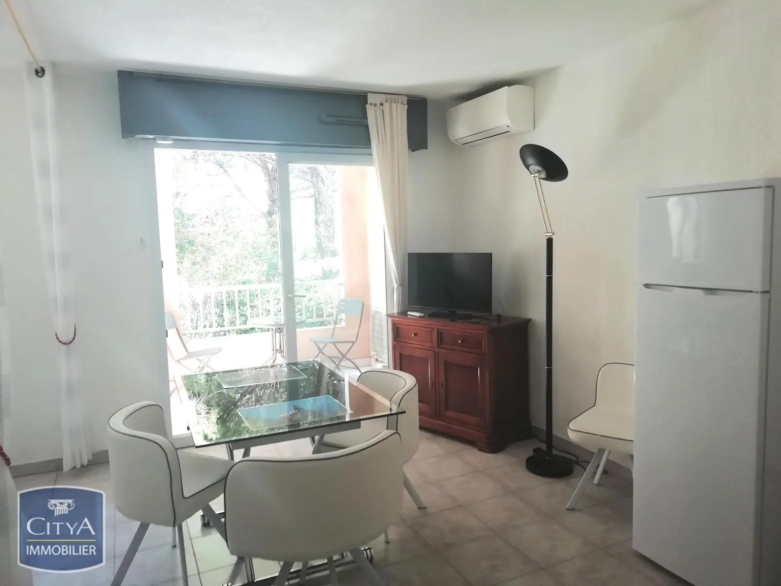 Photo 3 Appartement 1 pièce 22.81m²