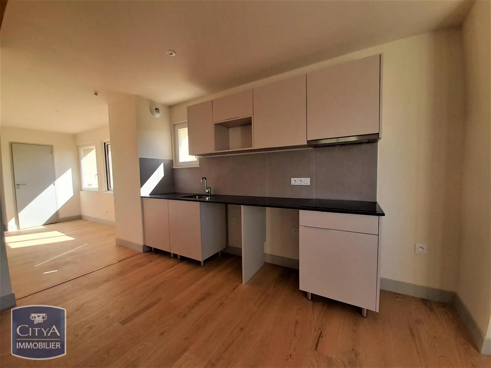 Photo 3 Appartement 4 pièces 94.4m²