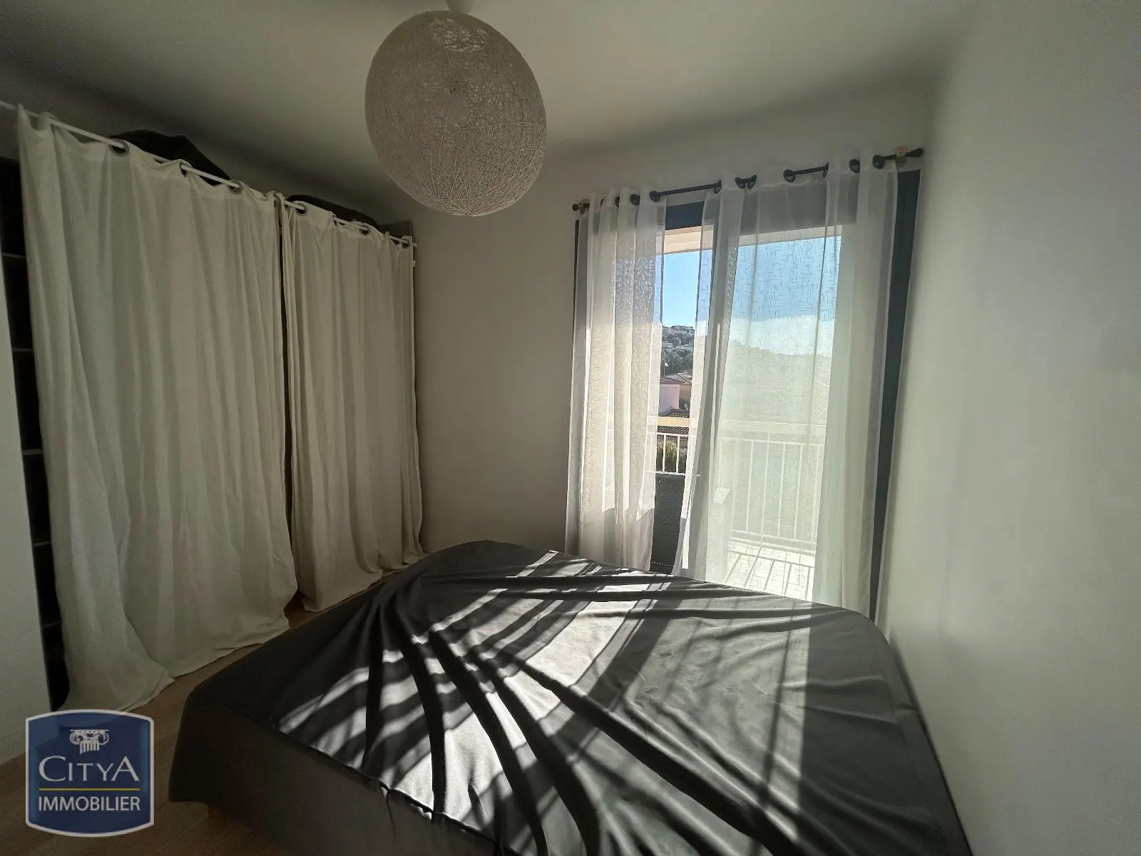 Photo 2 Appartement 1 pièce 33m²