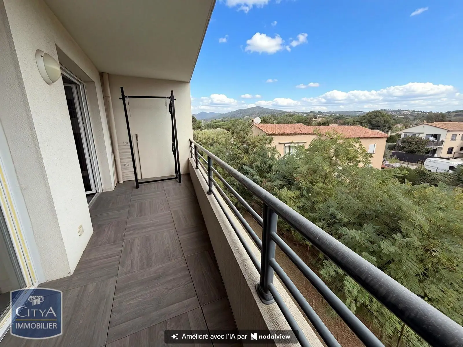Photo 2 Appartement 1 pièce 30.41m²
